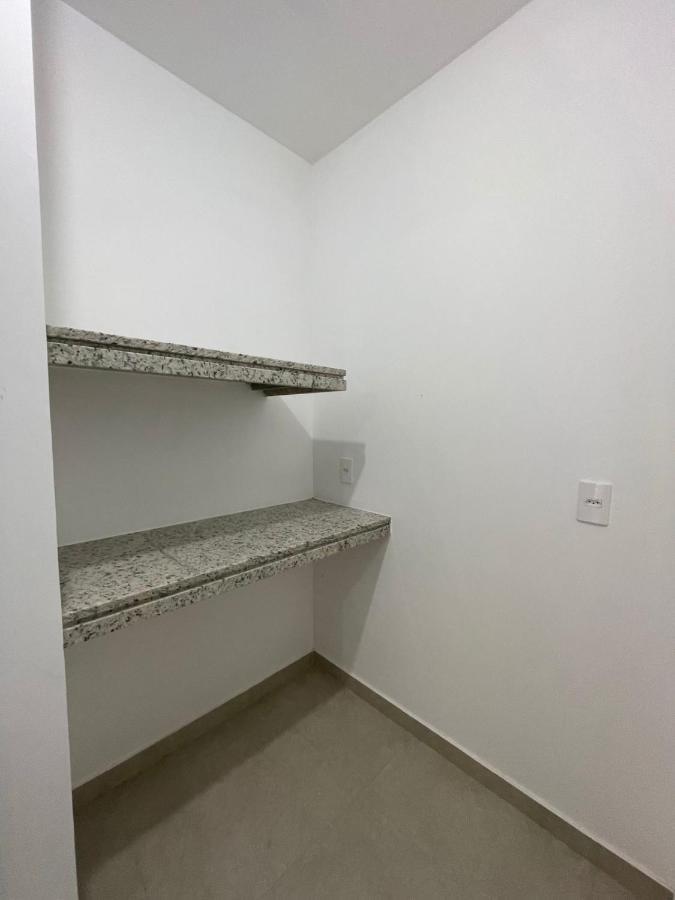 Suite Grega 5- Centro Da Vila Abraao Eksteriør billede