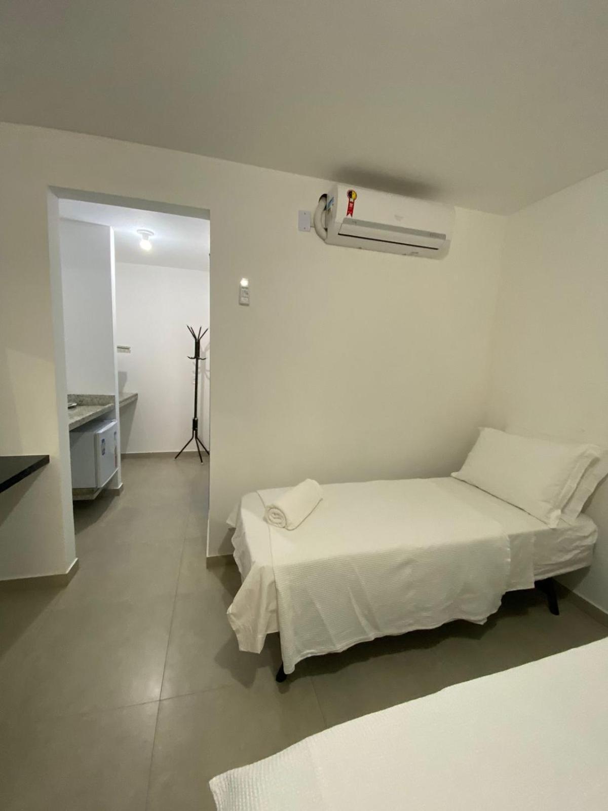 Suite Grega 5- Centro Da Vila Abraao Eksteriør billede